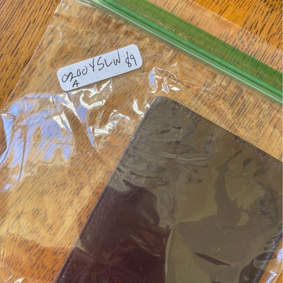 Yves Saint Laurent Wallet Leather Bifold Oxblood Burgundy Designer Vintage - Picture 7 of 7